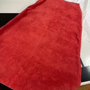 Boston Proper Red 100% leather skirt 36” size 6 fall classic